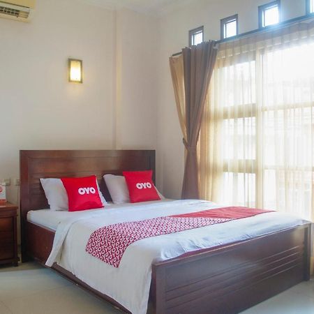 Oyo 3894 Karunia Muslim Syariah Hotel Jakarta Buitenkant foto
