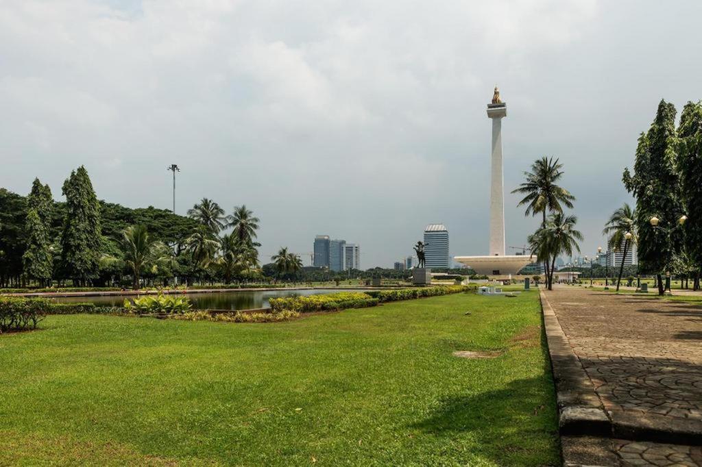 Oyo 3894 Karunia Muslim Syariah Hotel Jakarta Buitenkant foto
